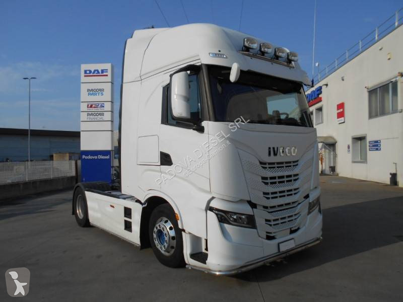 جرار Iveco
