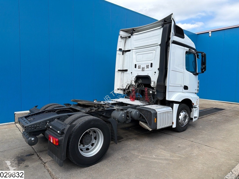 Tracteur Mercedes 1845 EURO 6
