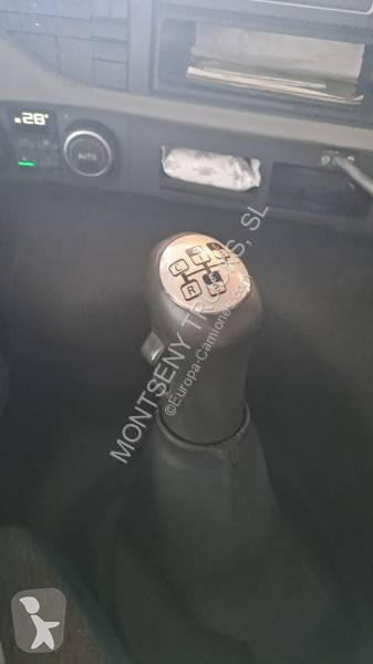 جرار Volvo