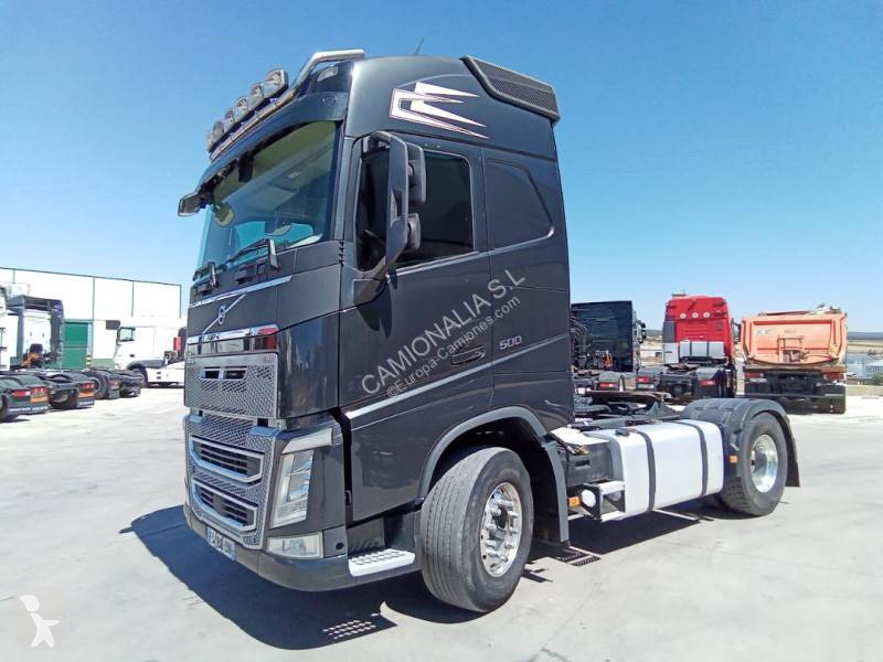 جرار Volvo