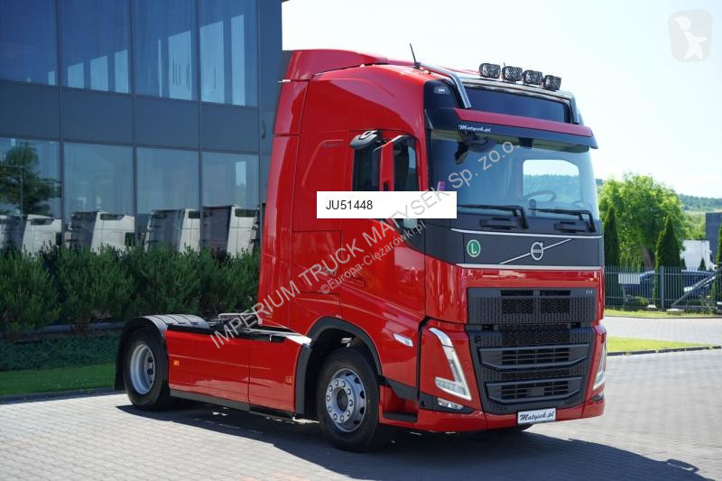 Cap tractor Volvo FH 500