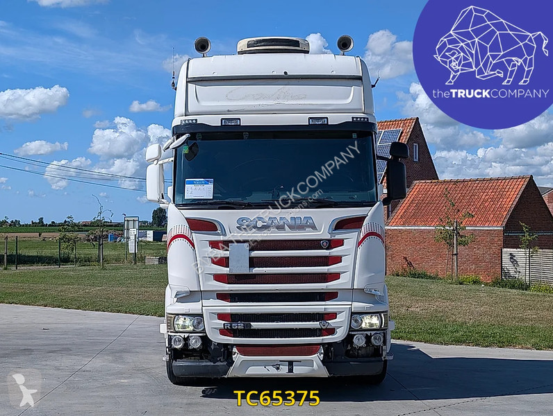جرار Scania 520