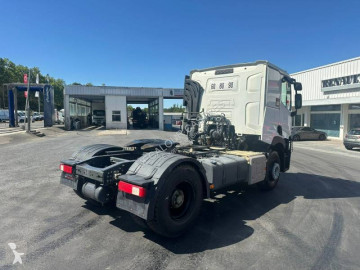 Влекач Renault C-Series 440