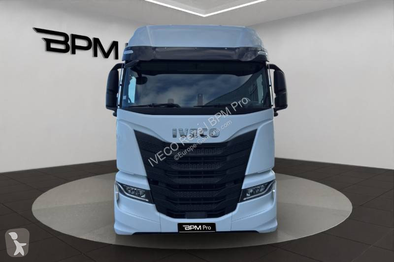 جرار Iveco