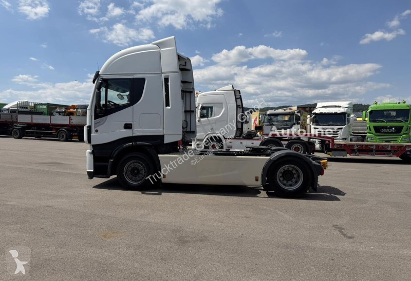 Iveco  tractor unit
