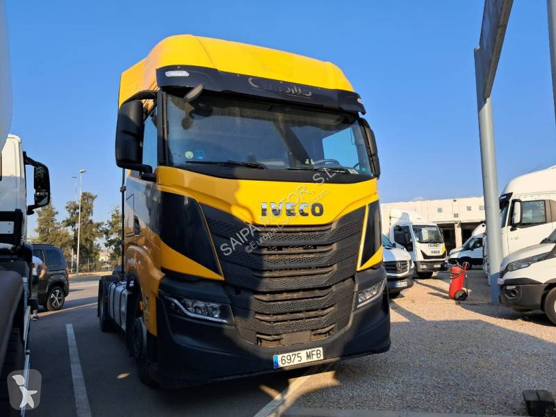 جرار Iveco