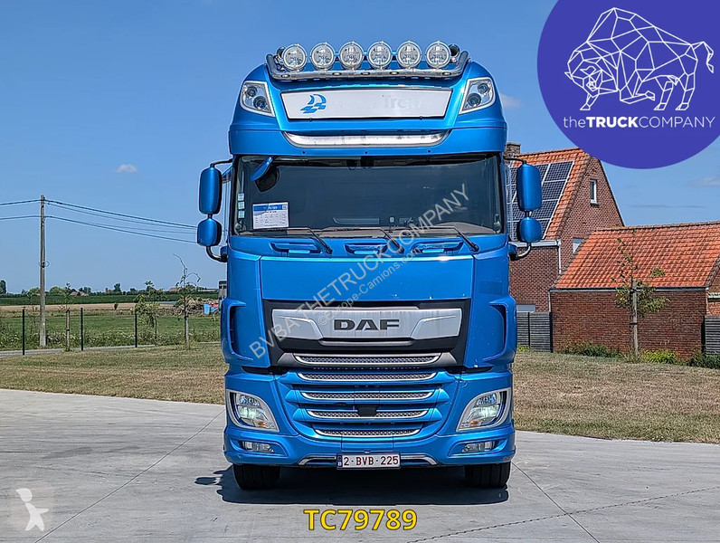جرار DAF 530