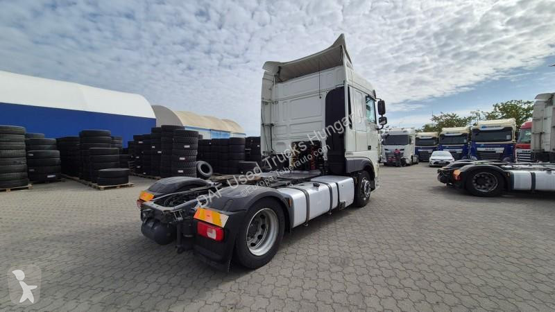 جرار DAF XF  FT LOW DECK 4X2