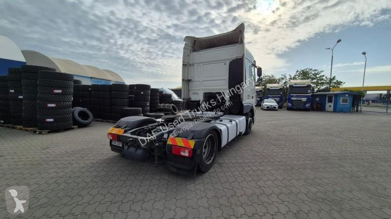 جرار DAF XF  FT LOW DECK 4X2