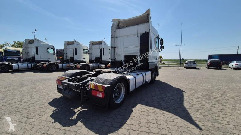 جرار DAF XF  FT LOW DECK 4X2