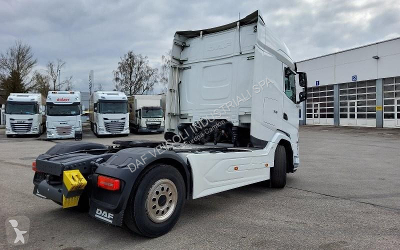 جرار DAF XG  FT 4X2