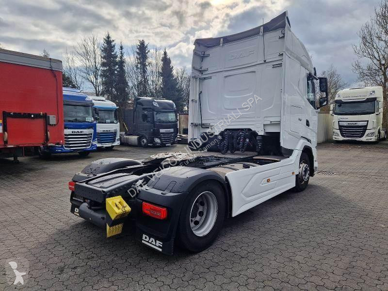 جرار DAF XG  FT 4X2
