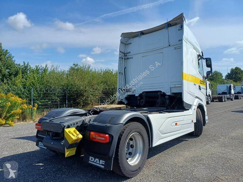 جرار DAF XG  FT 4X2