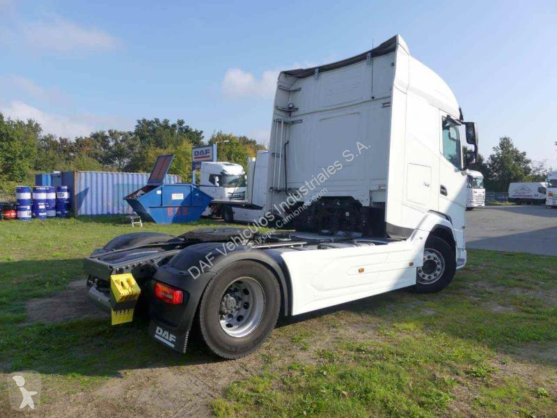 جرار DAF XG  FT 4X2