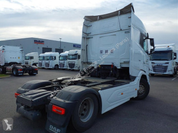جرار DAF XG 530 FT 4X2