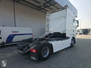 Влекач DAF 480 XG FT 4X2