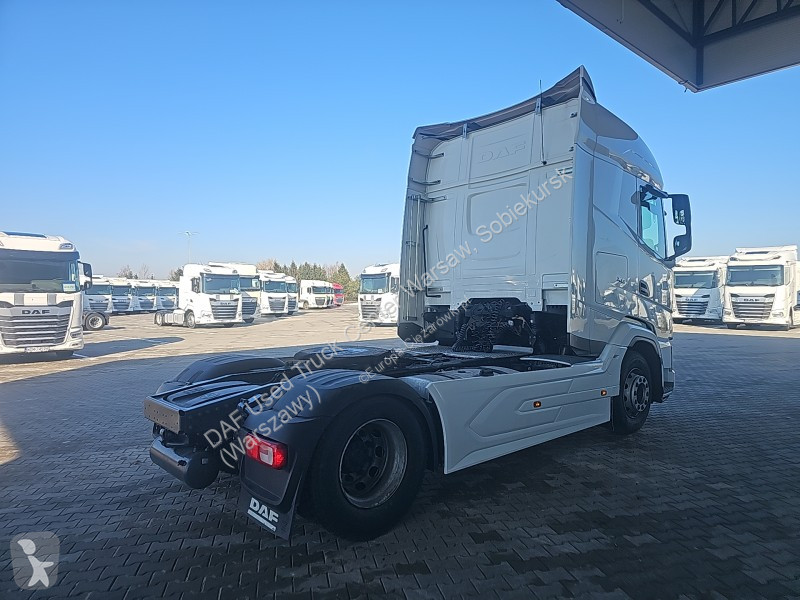 جرار DAF XG  FT 4X2