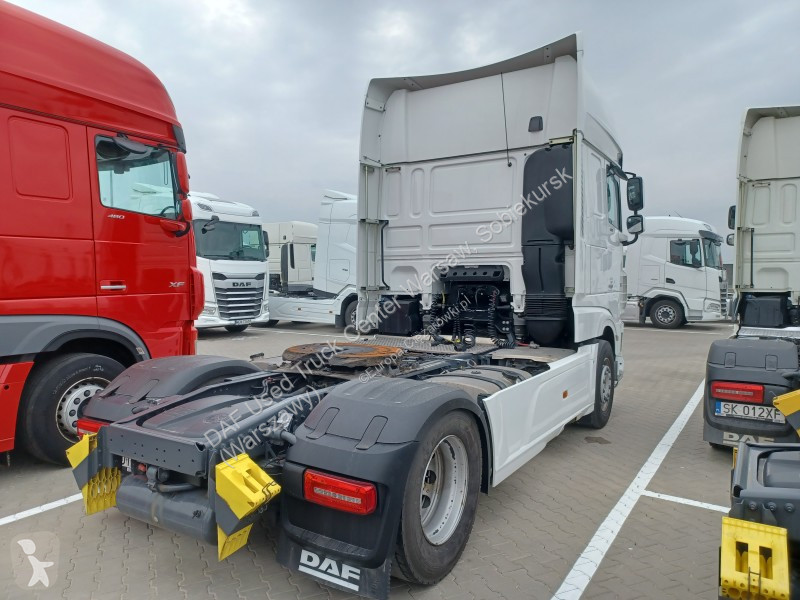 جرار DAF XF  FT 4X2