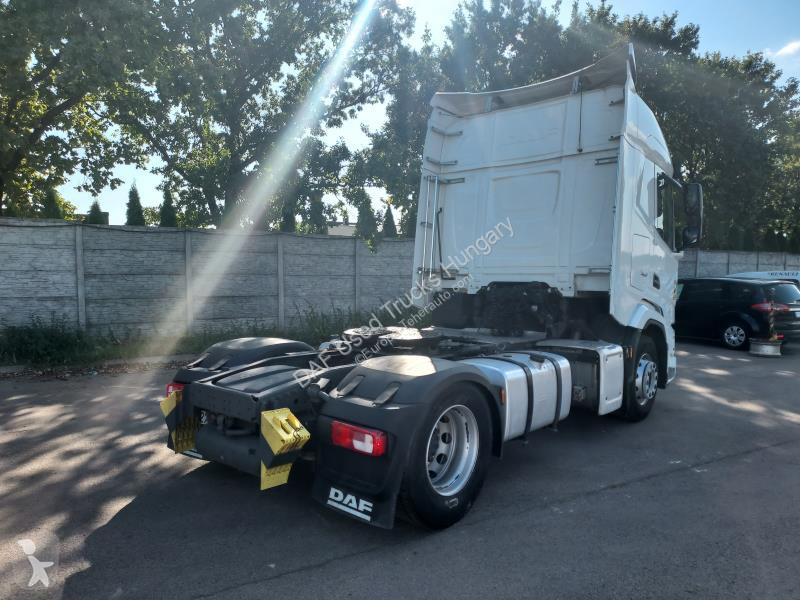جرار DAF XFn  FT 4X2