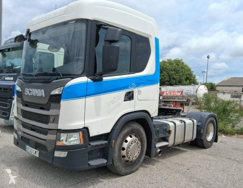 جرار Scania
