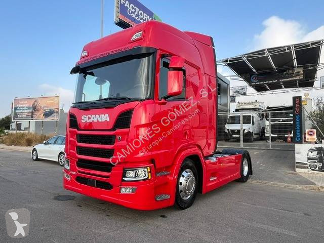 جرار Scania