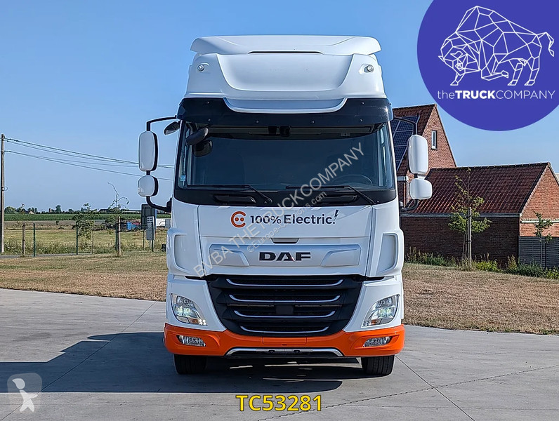 جرار DAF 320 Electric