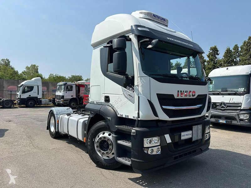 Iveco 460 tractor unit