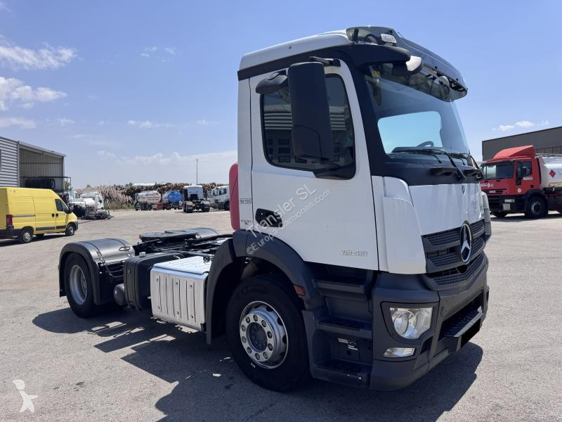 جرار Mercedes ANTOS 1843