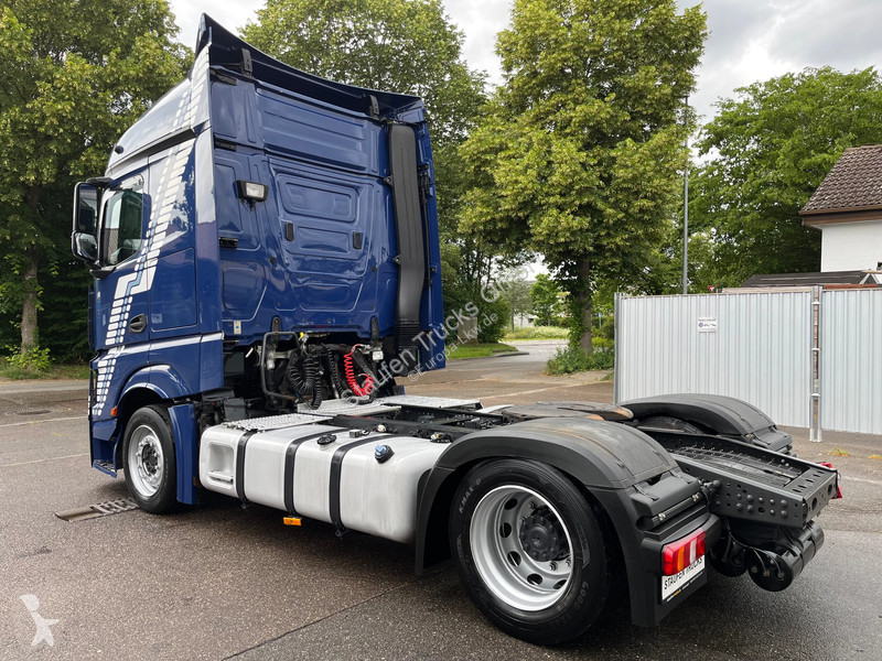 Tracteur Mercedes 1845 Volumen-SZM, Mega,...