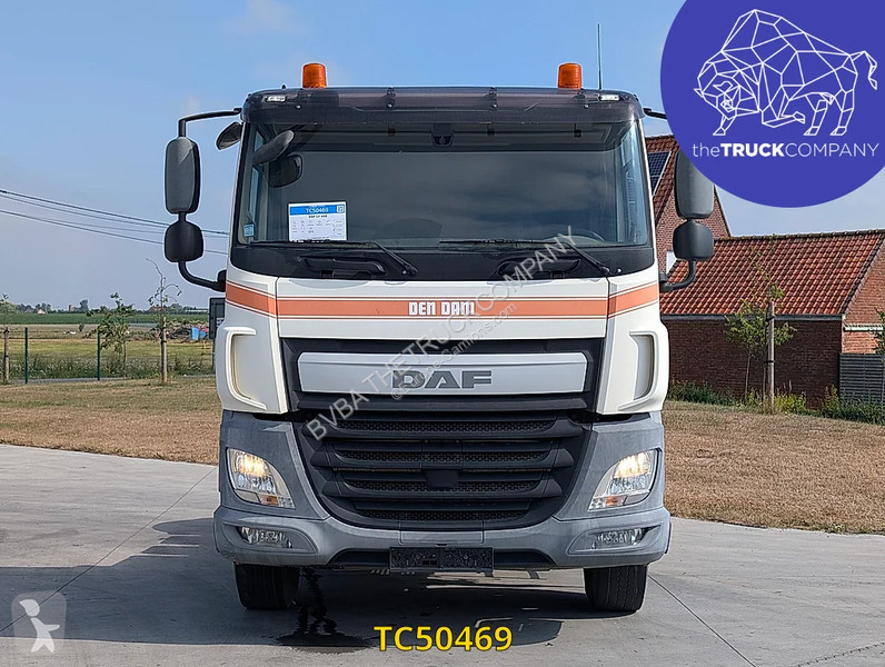 جرار DAF 440