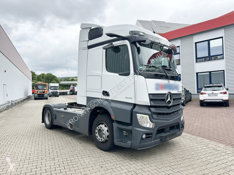 جرار Mercedes Actros 1845 LS 4x2 Actros 1845 LS...