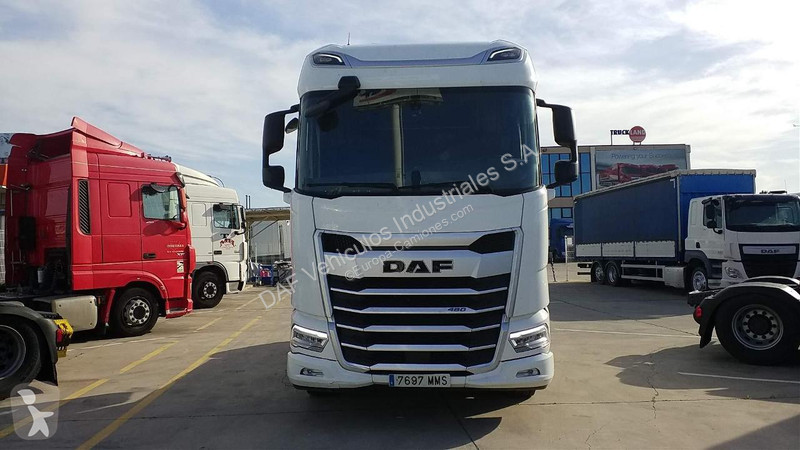 جرار DAF XG  FT 4X2