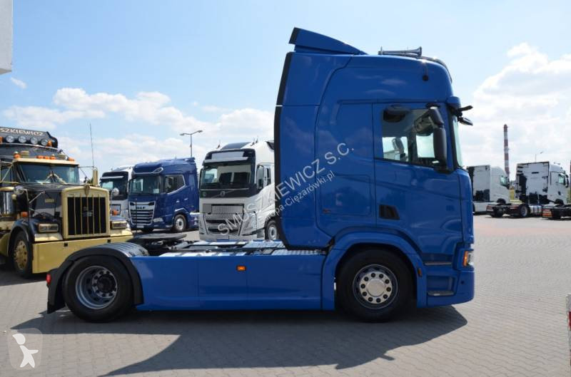 Cap tractor Scania