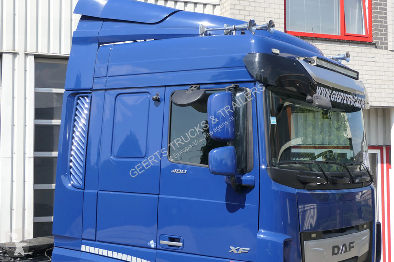 Trekker DAF XF  | Intarder | 2 Tanks | 517050Km...
