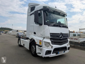 جرار Mercedes