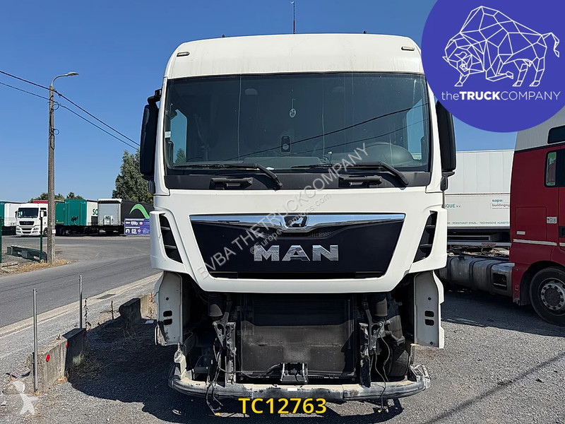 جرار MAN 18.460