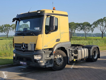 جرار Mercedes