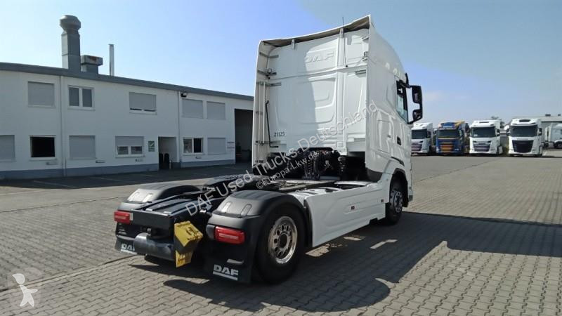 Nyergesvontató DAF 480 FT 4X2