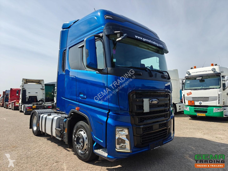جرار Ford 500 4x2 Sleeper Cab Euro 6D - Double...