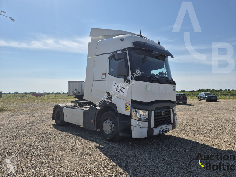 جرار Renault T460
