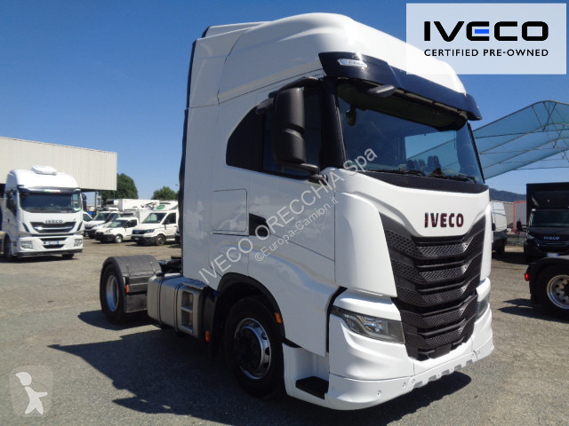 جرار Iveco X-WAY AS440X49T/P