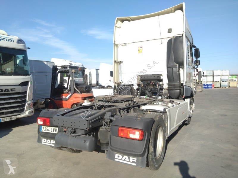 Tratores DAF XF  FT 4X2