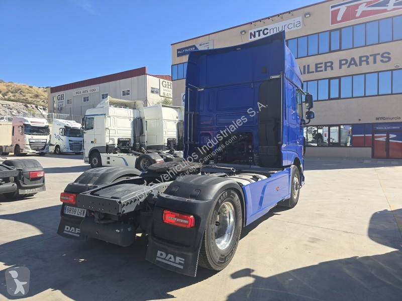 Trekker DAF 530 FT 4X2