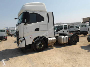 Cabeza tractora Iveco