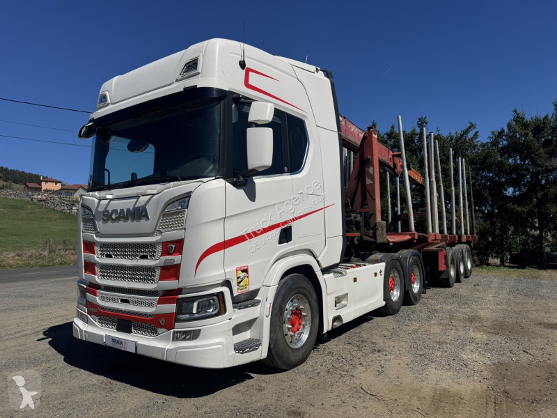 جرار Scania 580
