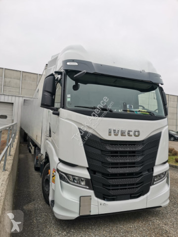Tracteur Iveco