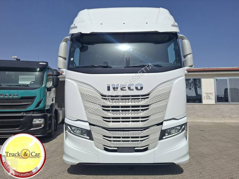 جرار Iveco