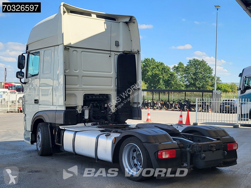 جرار DAF XF  XF 4X2 SSC Mega 2xTanks Standklima...