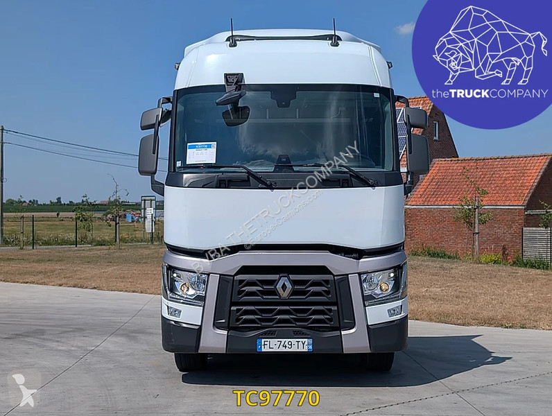 جرار Renault T 460