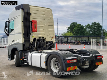 Влекач опасни товари / adr Volvo